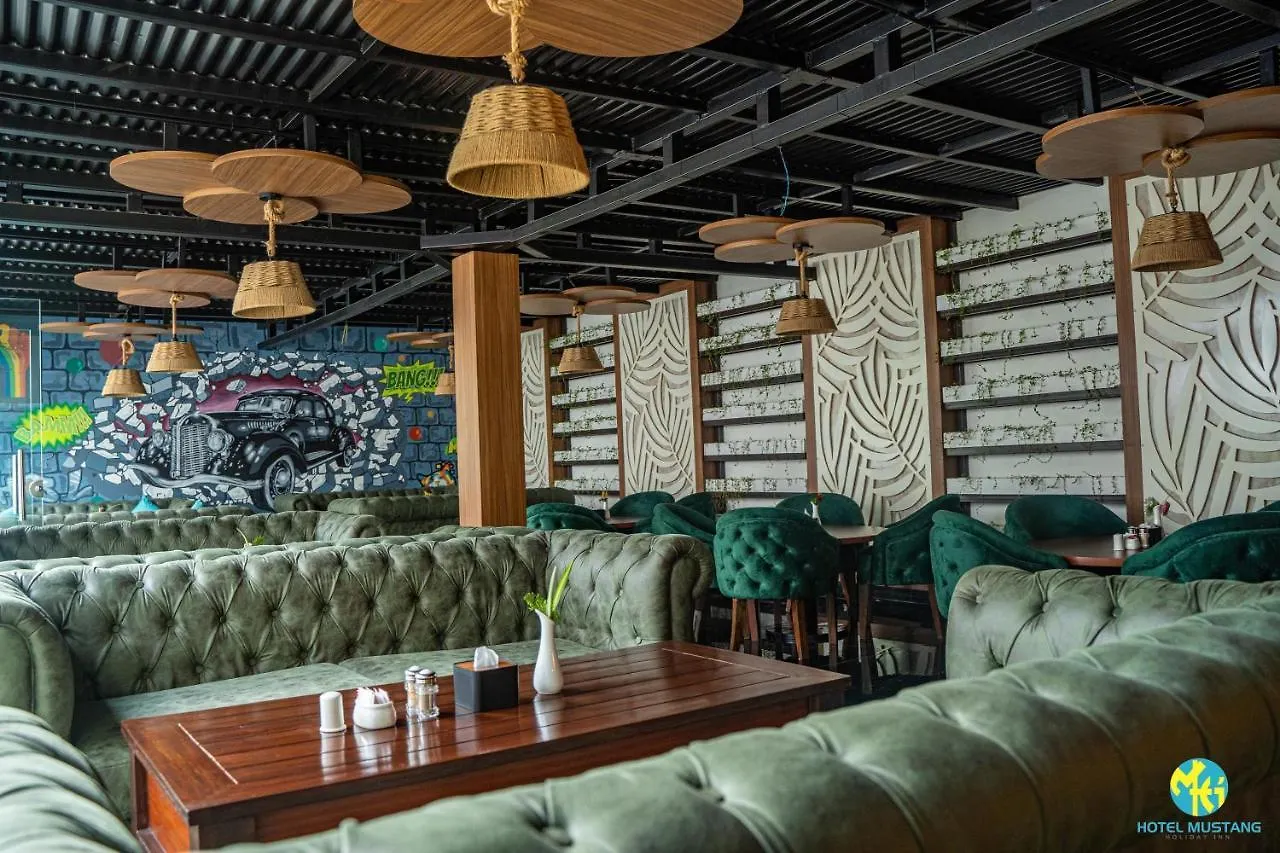 Hotel Mustang Holiday Inn Κατμαντού 3*,