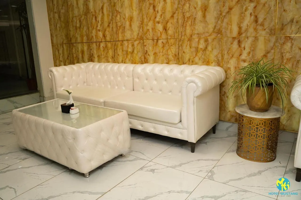 ***  Hotel Mustang Holiday Inn Катманду Непал